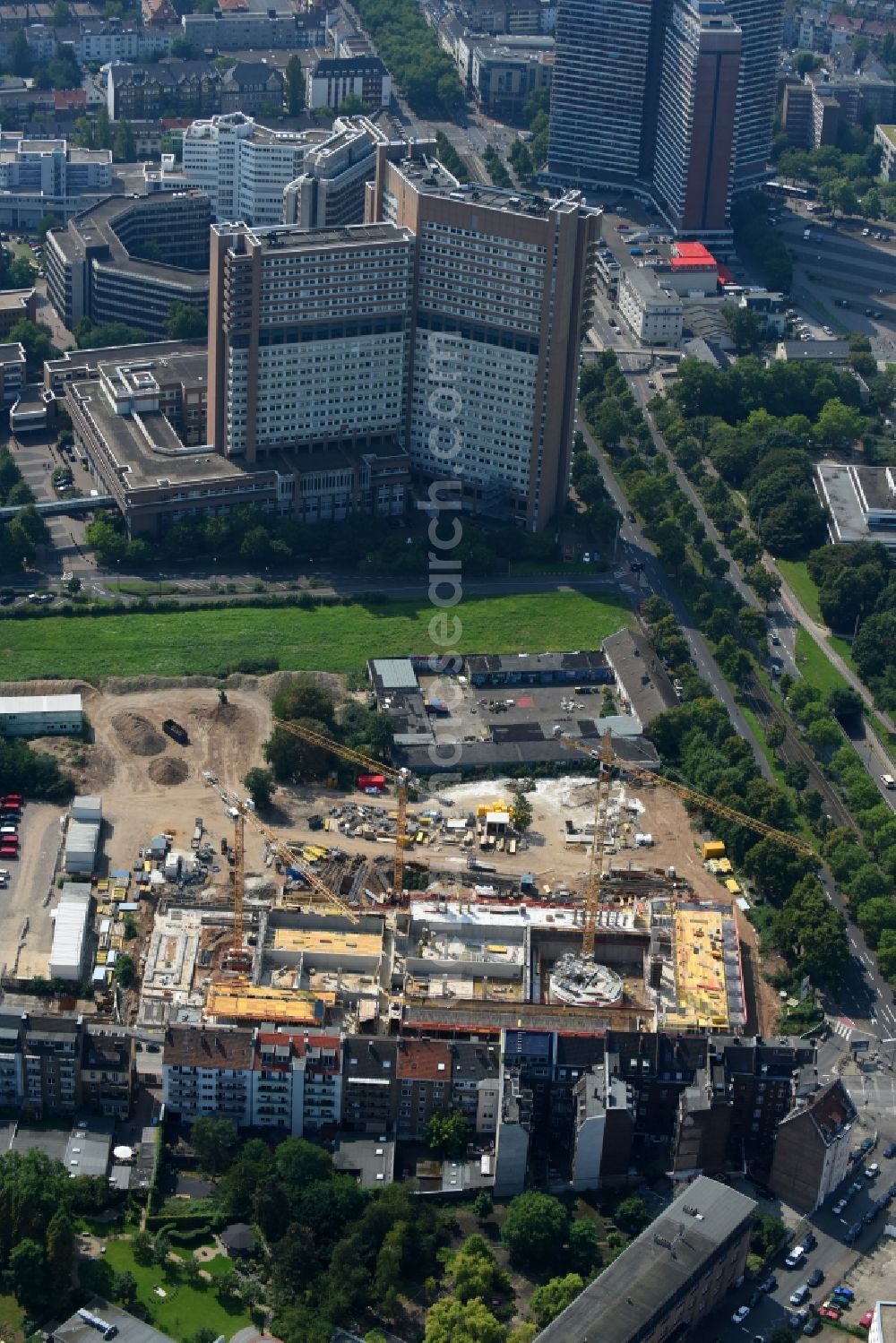 Köln from the bird's eye view: Construction site for the new building Historisches Archiv der Stadt Koeln on Eifelwall in the district Lindenthal in Cologne in the state North Rhine-Westphalia, Germany