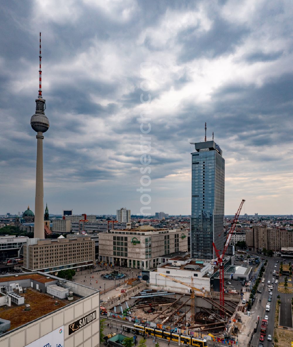 Aerial photograph Berlin - Construction site for the new construction of the high-rise building complex ALX (also called twin towers) of the twin towers at Alexanderplatz on Alexanderstrasse in the Mitte district in Berlin, Germany