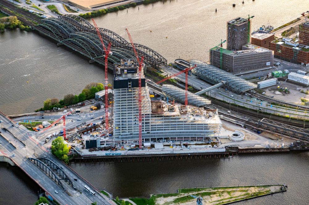 Hamburg from above - Construction site for new high-rise building complex Elbtower on Zweibrueckenstrasse between Oberhafenkanal and Norderelbe in the district HafenCity in Hamburg, Germany