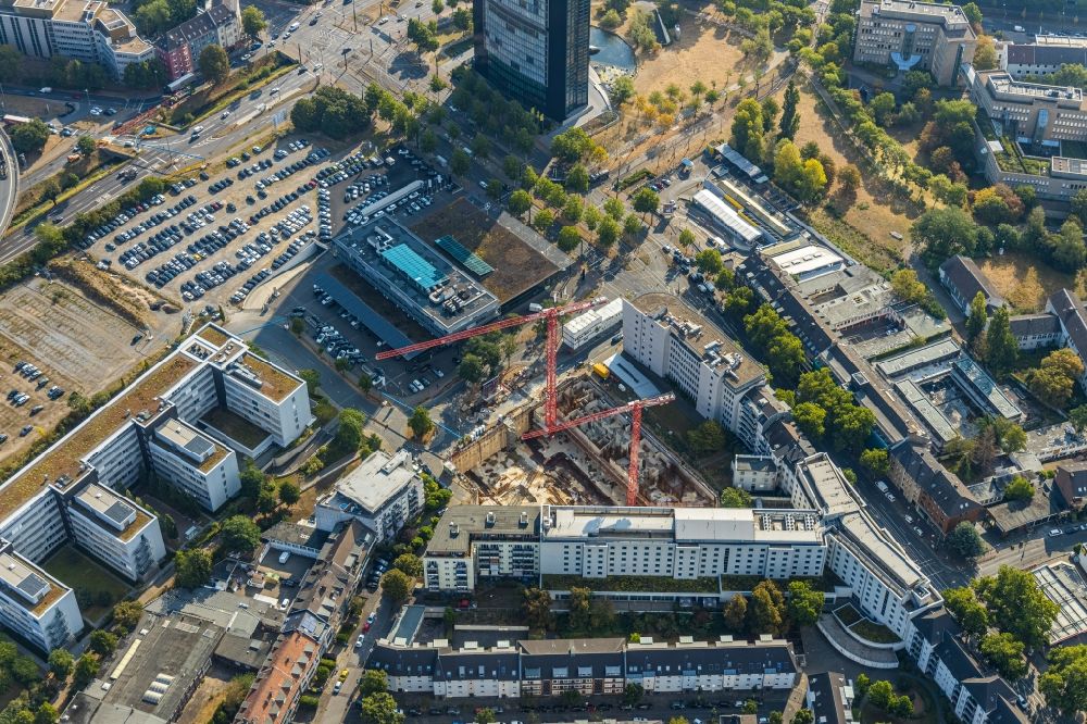 Düsseldorf from the bird's eye view: Construction site for new high-rise building complex of UpperNord Tower on Mercedesstrasse in the district Duesseltal in Duesseldorf in the state North Rhine-Westphalia, Germany