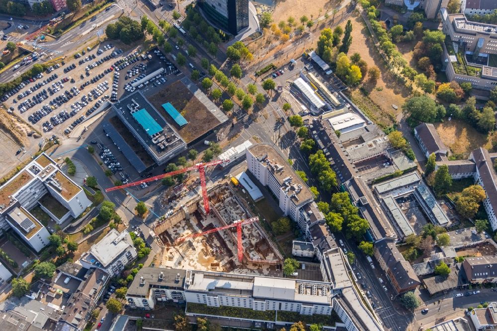 Düsseldorf from the bird's eye view: Construction site for new high-rise building complex of UpperNord Tower on Mercedesstrasse in the district Duesseltal in Duesseldorf in the state North Rhine-Westphalia, Germany