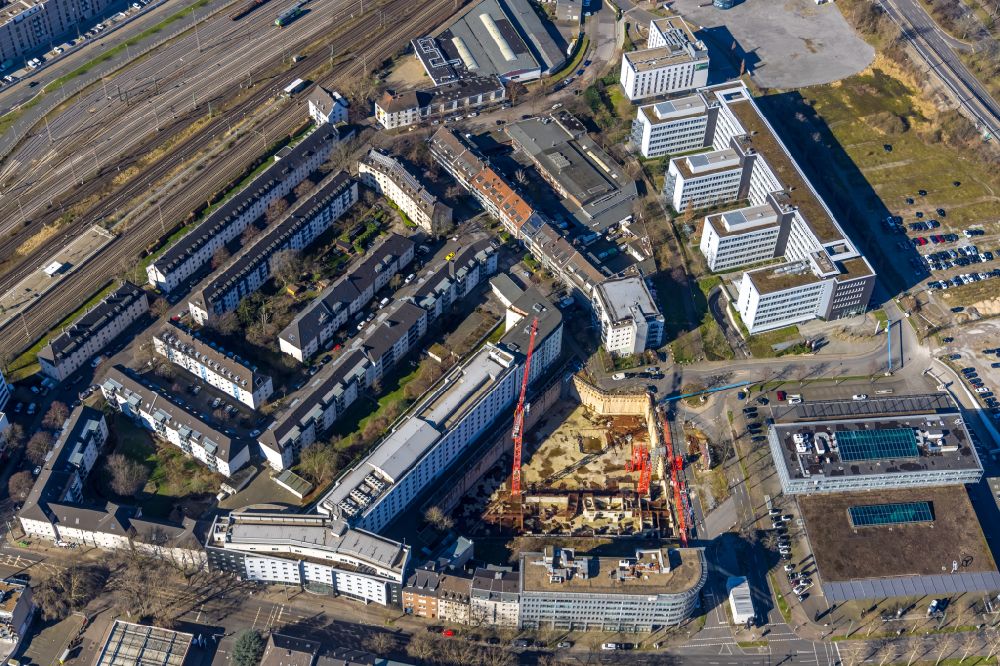 Düsseldorf from the bird's eye view: Construction site for new high-rise building complex of UpperNord Fishman Tower on Mercedesstrasse in the district Duesseltal in Duesseldorf at Ruhrgebiet in the state North Rhine-Westphalia, Germany