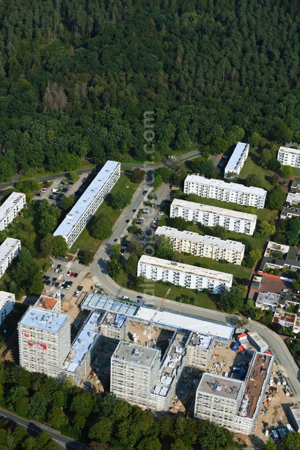 Aerial image Wolfsburg - Construction site for new high-rise building complex Wohnanlage Kurt 2.0 on Kurt - Schumacher - Ring in the district Detmerode in Wolfsburg in the state Lower Saxony, Germany