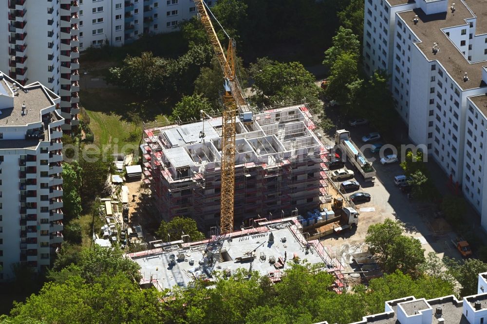 Berlin from above - Construction site for new high-rise building complex Wohnturm on Theodor-Loos-Weg in of Gropiusstadt in the district Buckow in Berlin, Germany
