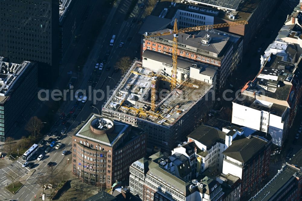 Aerial photograph Hamburg - New construction site the hotel complex Motel One Kontorhaus on Hopfensack - Willy-Brandt-Strasse in the district Altstadt in Hamburg, Germany
