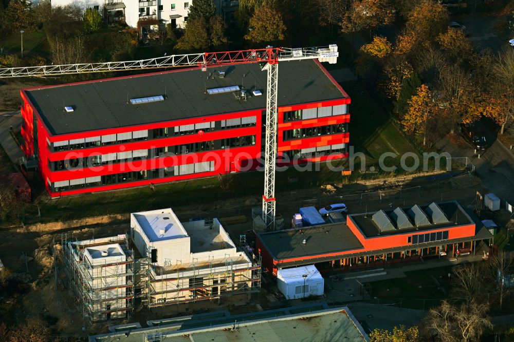 Aerial image Berlin - Construction site for the new building Kinderforscherzentrum Helleum 2 on street Kastanienallee in the district Hellersdorf in Berlin, Germany