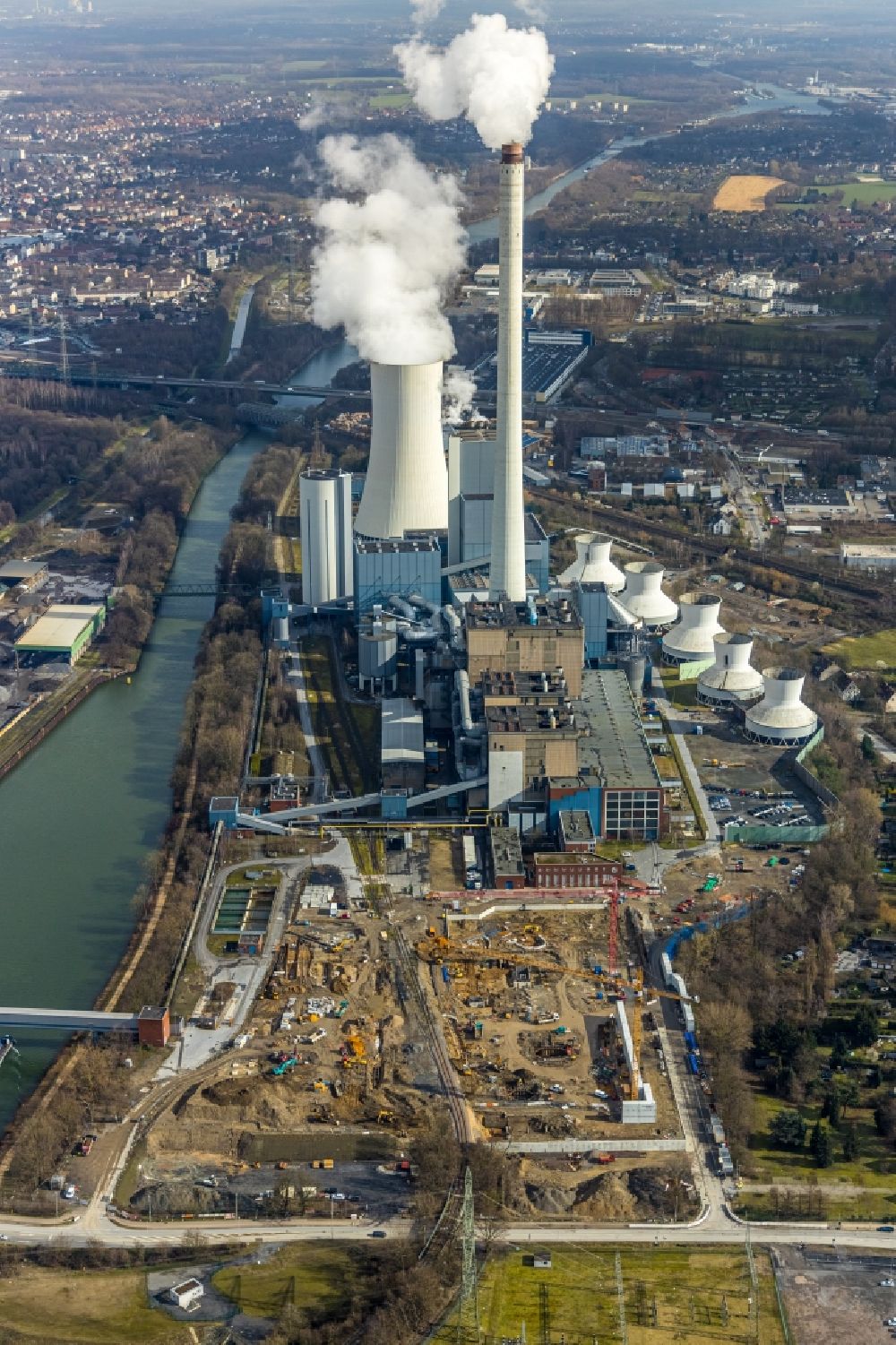 Aerial image Herne - Construction site for the new construction of the power plants of a gas and steam power plant of STEAG GmbH in Herne in the federal state of North Rhine-Westphalia, Germany