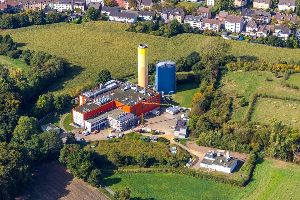 Aerial image Bochum - Construction site of power plants and exhaust towers of thermal power station Heizkraftwerk Hiltrop of Stadtwerke Bochum In der Grume in Bochum in the state North Rhine-Westphalia, Germany