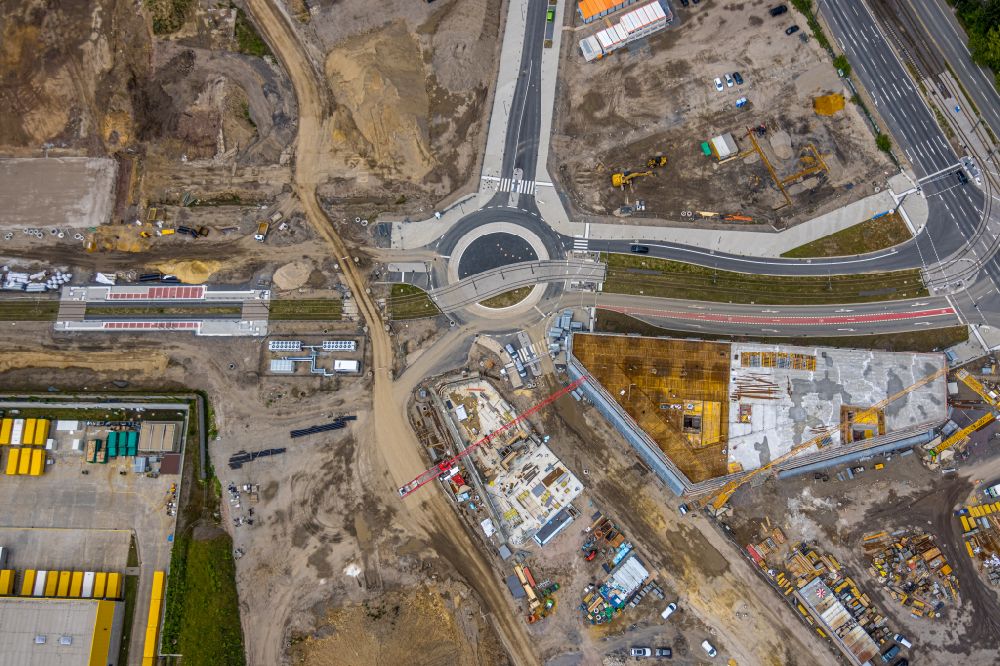Bochum from the bird's eye view: New construction of the road at the roundabout - road on O-Werk Campus in the district Laer in Bochum at Ruhrgebiet in the state North Rhine-Westphalia, Germany