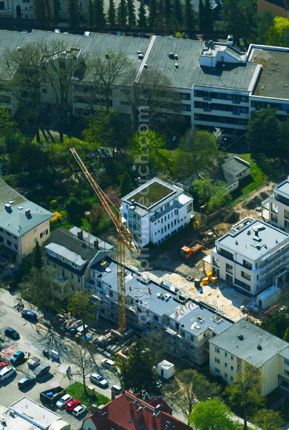 Berlin from above - Construction site to build a new multi-family residential complex Charlott NA?6 of cds Wohnbau Berlin GmbH on Charlottenburger Strasse in the district Steglitz-Zehlendorf in Berlin, Germany