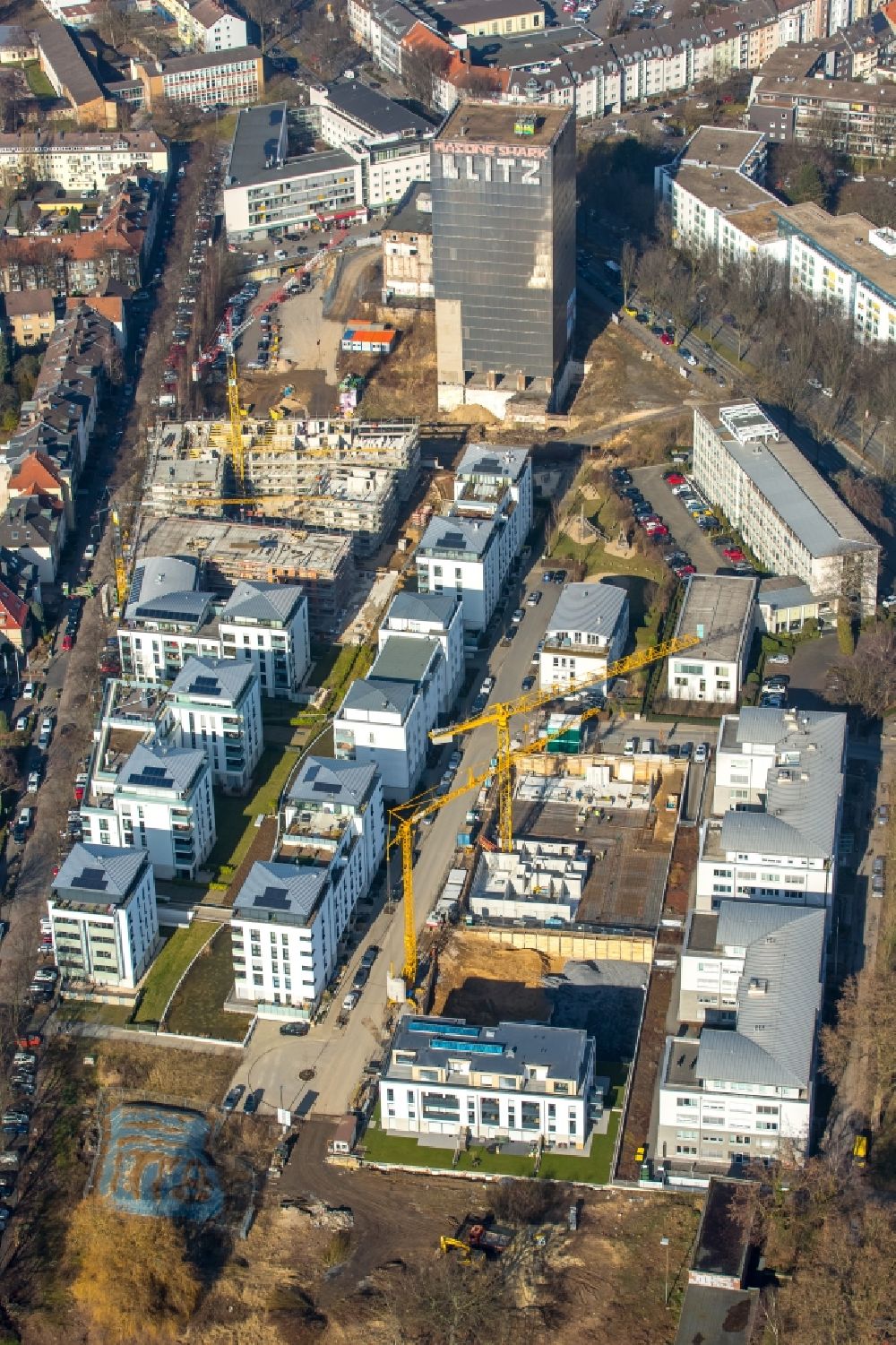 Dortmund from the bird's eye view: Construction site to build a new multi-family residential complex on the former Kronen-Areal, Maerkische Strasse - Benno-Jacob-Strasse in the district Innenstadt-Ost in Dortmund in the state North Rhine-Westphalia
