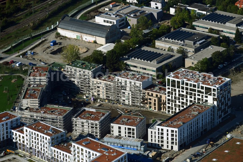 Aerial photograph München - Construction site to build a new multi-family residential complex along the Hildachstrasse in the district Pasing-Obermenzing in Munich in the state Bavaria, Germany