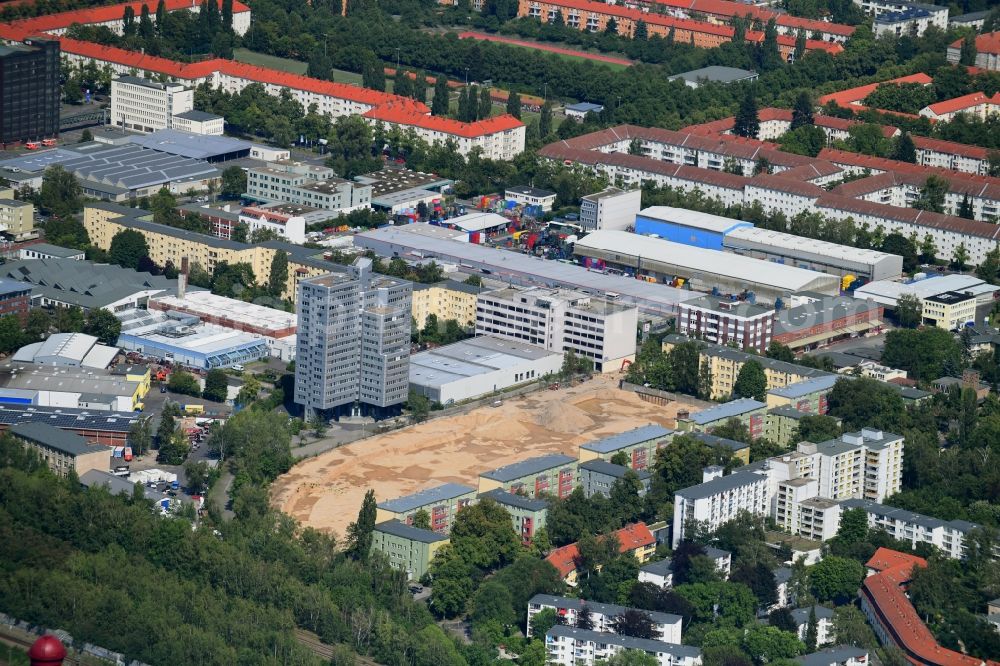 Berlin from the bird's eye view: Construction site to build a new multi-family residential complex Eythstrasse corner Bessemerstrasse in the district Schoeneberg in Berlin, Germany