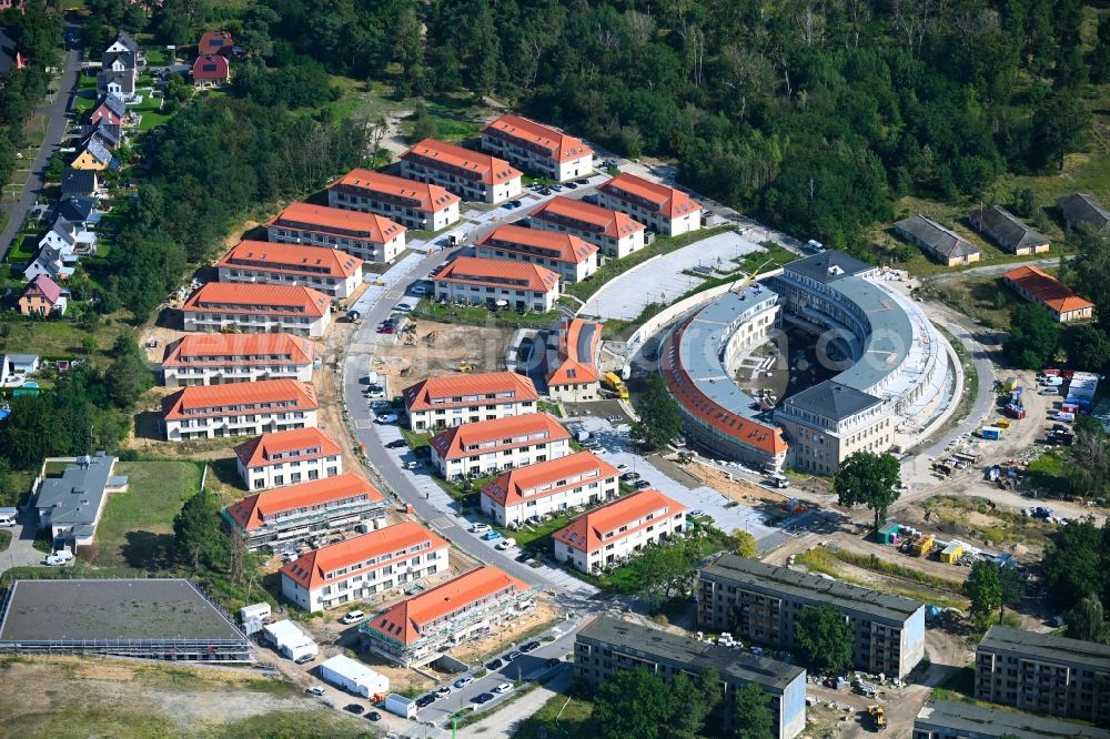 Wustermark from the bird's eye view: Construction site to build a new multi-family residential complex Gold- Gartenstadt Olympisches Dorf von 1936 in the district Elstal in Wustermark in the state Brandenburg, Germany