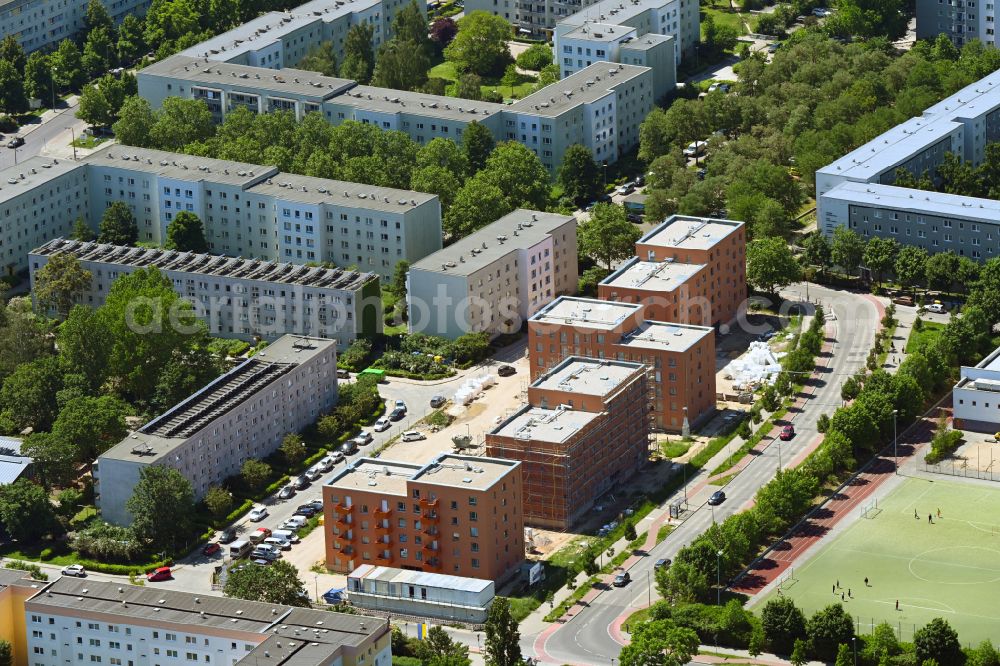 Aerial image Berlin - Construction site to build a new multi-family residential complex Gothaer Strasse - Alte Hellersdorfer Strasse in the district Hellersdorf in Berlin, Germany