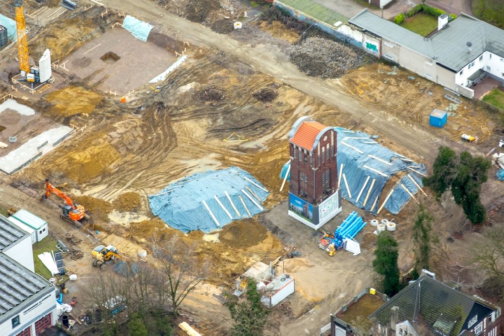 Aerial photograph Gladbeck - Construction site to build a new multi-family residential complex of GWP Roter Turm GmbH along the Grabenstrasse in the district Gelsenkirchen-Nord in Gladbeck in the state North Rhine-Westphalia
