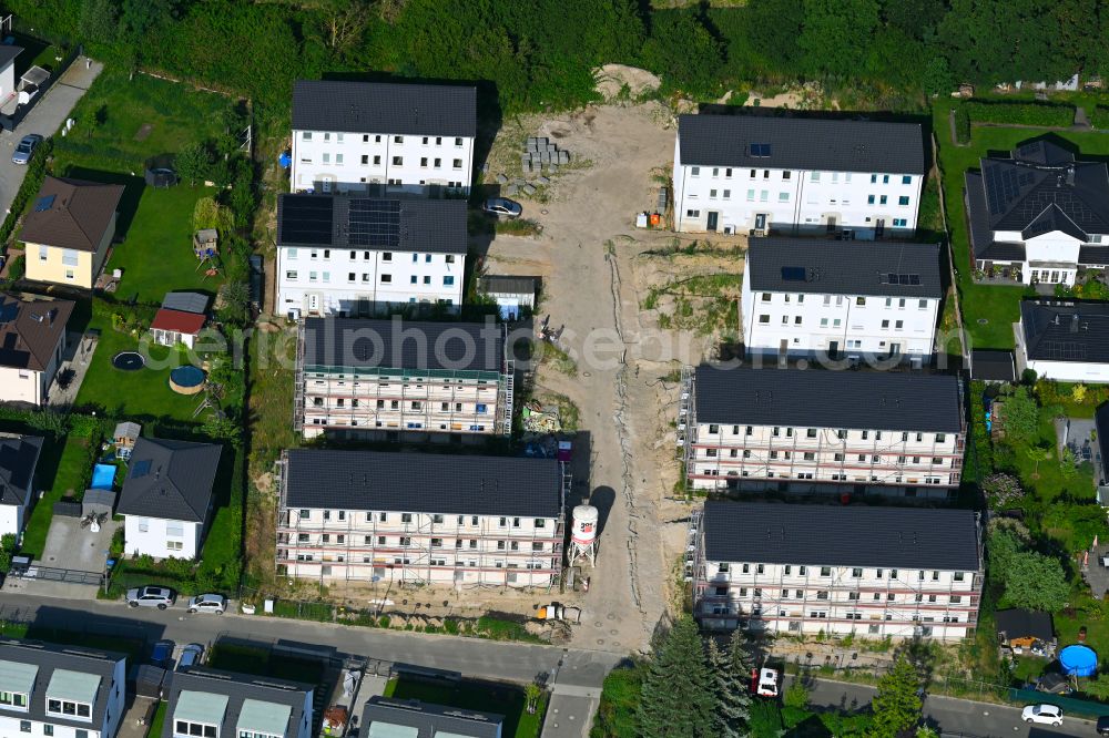 Aerial image Berlin - Construction site to build a new multi-family residential complex Hermineweg - Theodorstrasse in the district Mahlsdorf in Berlin, Germany