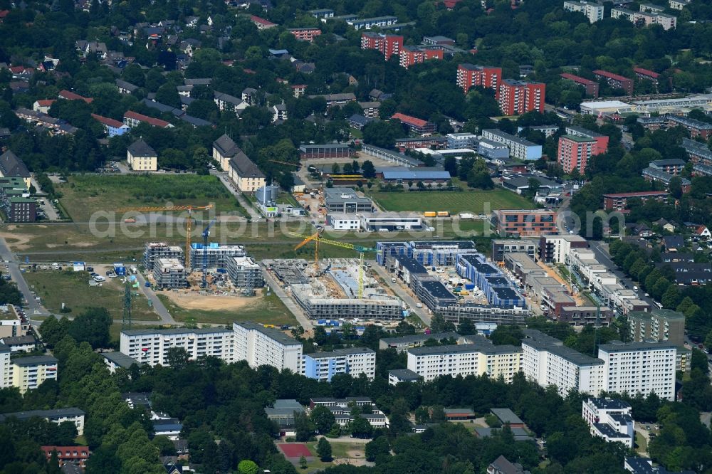 Aerial image Hamburg - Construction site to build a new multi-family residential complex on Kaskadenpark in Hamburg, Germany