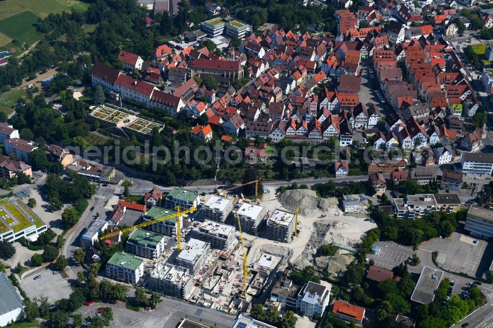 Aerial photograph Leonberg - Construction site to build a new multi-family residential complex Leo-Living on Lindenstrasse - Bahnhofstrasse in Leonberg in the state Baden-Wurttemberg, Germany