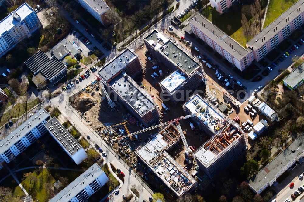 Aerial photograph Berlin - Construction site to build a new multi-family residential complex Lion-Feuchtwanger-Strasse - Gadebuscher Strasse in the district Hellersdorf in Berlin, Germany
