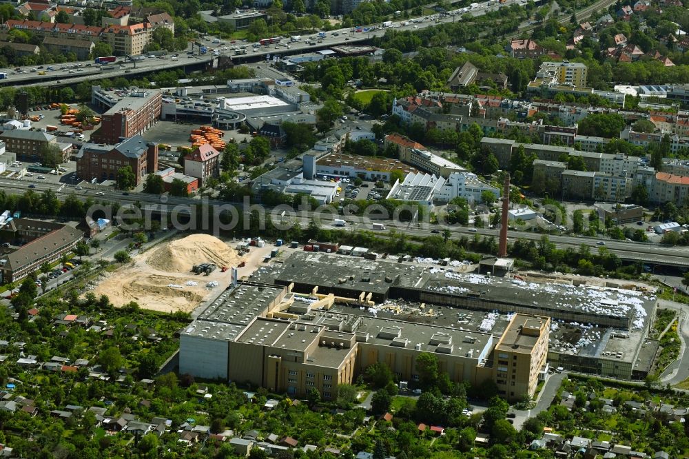 Aerial image Berlin - Construction site for the construction of an apartment building Maximilians Quartier on Forckenbeckstrasse in the Schmargendorf district in Berlin, Germany