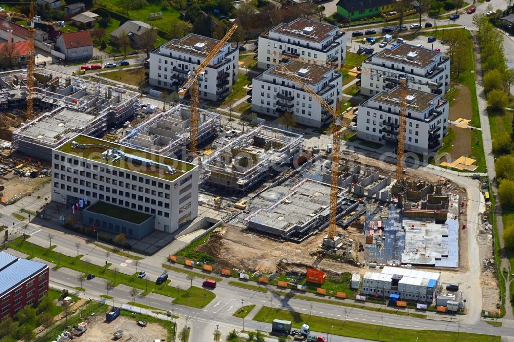 Schönefeld from above - Construction site to build a new multi-family residential complex Neue Mitte on Hans-Grade-Allee - Grossziethener Weg - Am Schoenefeld in Schoenefeld in the state Brandenburg, Germany