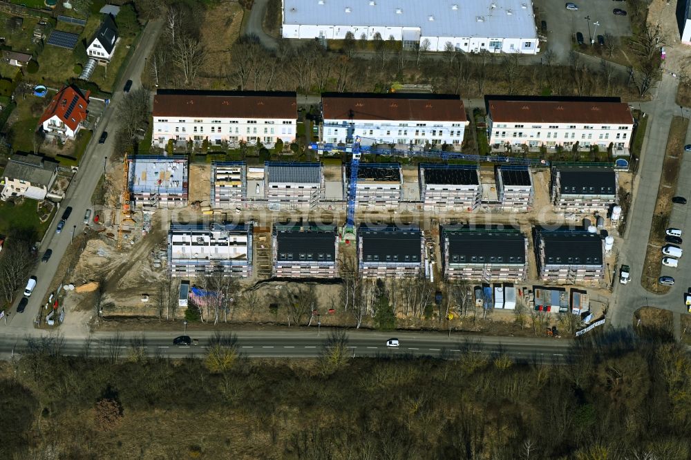 Aerial photograph Berlin - Construction site to build a new multi-family residential complex Am Niederfeld - Rosenhagener Strasse - Hohenseeweg - Steffenshagener Strasse in the district Kaulsdorf in Berlin, Germany