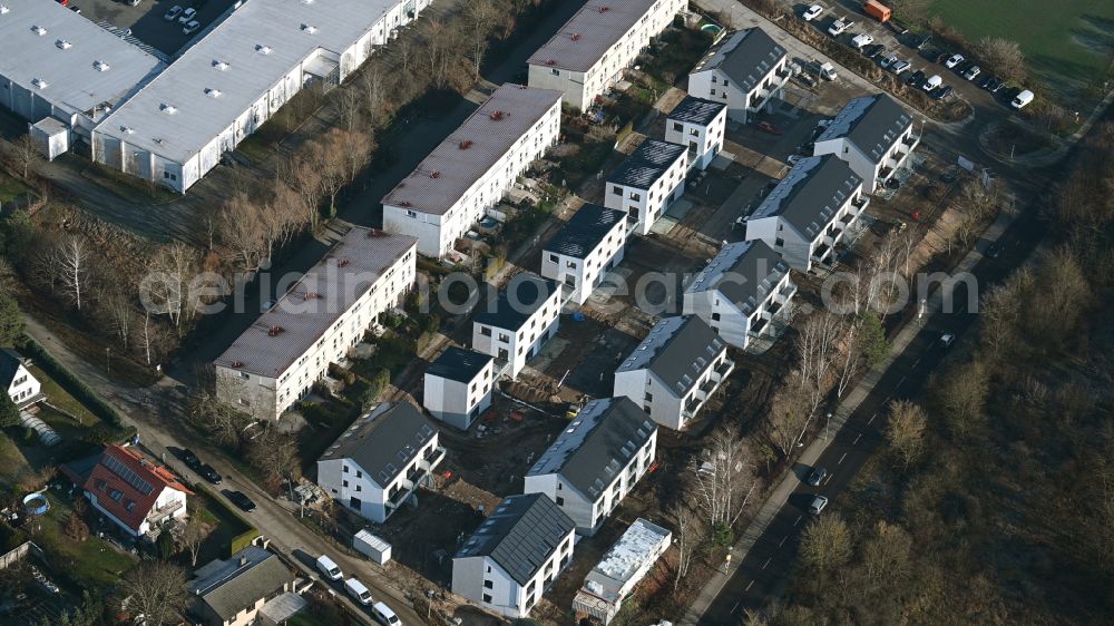 Aerial photograph Berlin - Construction site to build a new multi-family residential complex Am Niederfeld - Rosenhagener Strasse - Hohenseeweg - Steffenshagener Strasse on street Am Niederfeld in the district Kaulsdorf in Berlin, Germany