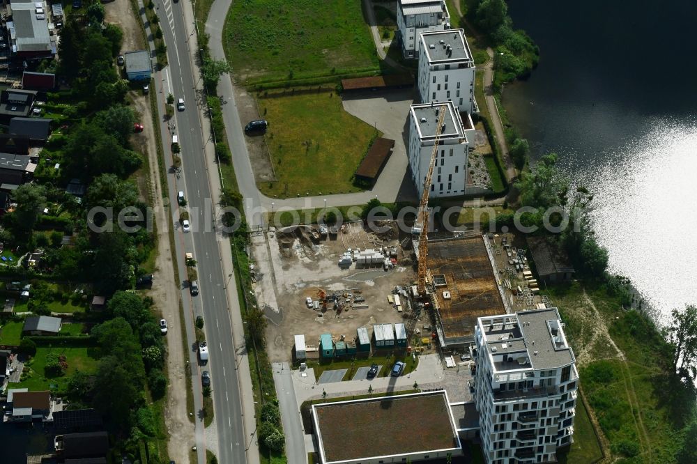 Schwerin from above - Construction site to build a new multi-family residential complex Nordhafenquartier of ineg Immobilien Entwicklungsgesellschaft mbH on Moewenburgstrasse in Schwerin in the state Mecklenburg - Western Pomerania, Germany