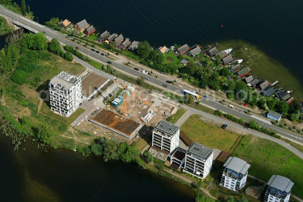 Aerial photograph Schwerin - Construction site to build a new multi-family residential complex Nordhafenquartier of ineg Immobilien Entwicklungsgesellschaft mbH on Moewenburgstrasse in Schwerin in the state Mecklenburg - Western Pomerania, Germany