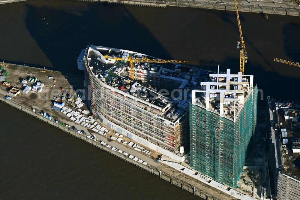 Aerial image Hamburg - Construction site to build a new multi-family residential complex of DC DEVELOPMENTS GMBH & CO. KG on Strandkai along the Nordelbe in the district HafenCity in Hamburg, Germany