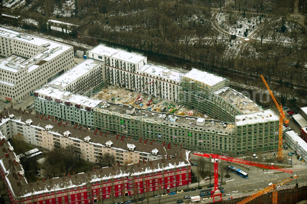 München from the bird's eye view: Construction site to build a new multi-family residential complex of Bayerischen Hausbau GmbH & Co. KG in of Welfenstrasse in the district Au-Haidhausen in Munich in the state Bavaria, Germany