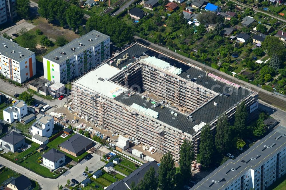 Aerial image Berlin - Construction site to build a new multi-family residential complex Wartenberger Strasse - Anna-Ebermonn-Strasse in the district Hohenschoenhausen in Berlin, Germany