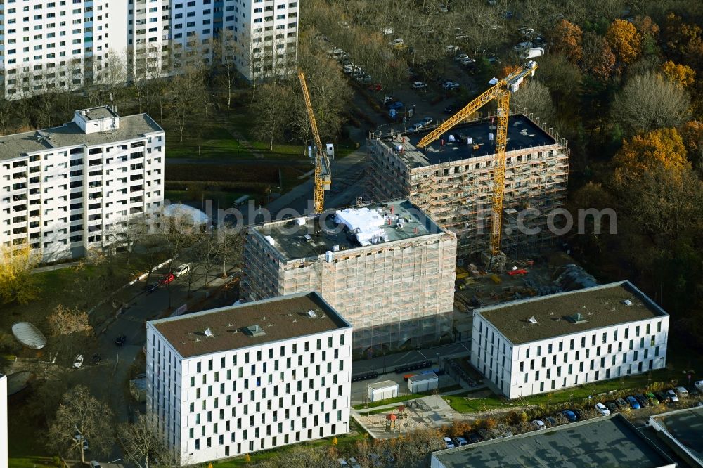 Berlin from the bird's eye view: Construction site to build a new multi-family residential complex on Senftenberger Ring in the district Maerkisches Viertel in Berlin, Germany