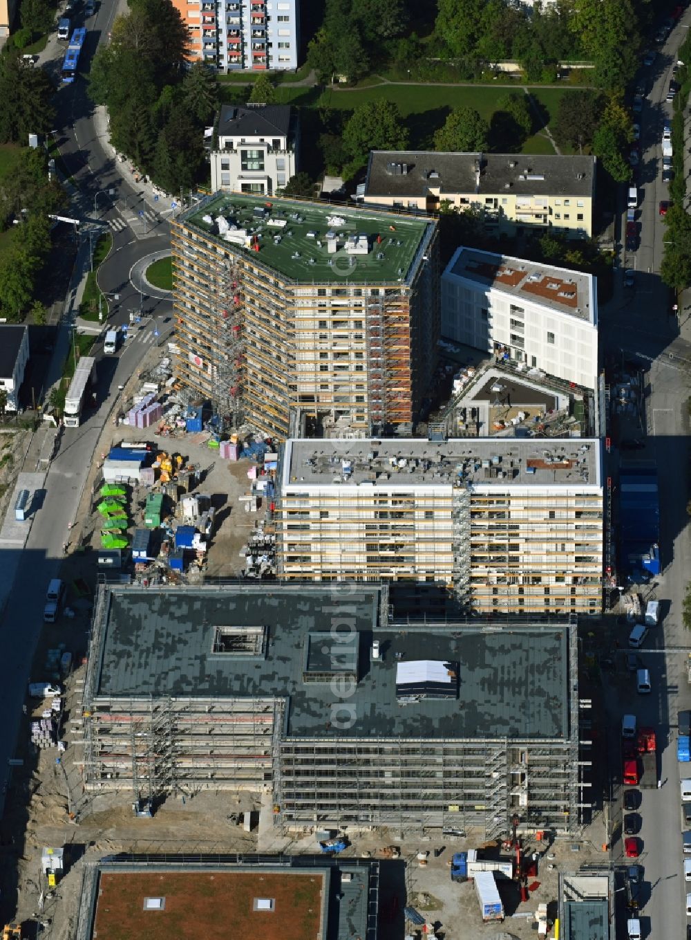 München from above - Construction site to build a new multi-family residential complex of MuenchenBau GmbH on Berduxstrasse in the district Pasing-Obermenzing in Munich in the state Bavaria, Germany