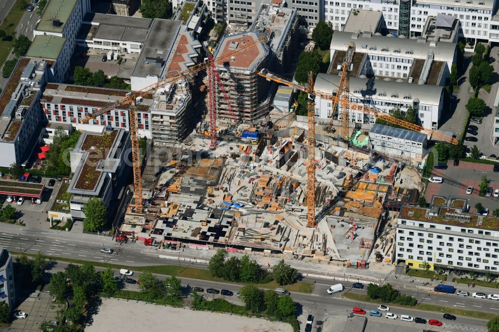 Aerial image München - Construction site to build a new multi-family residential complex Tuebinger Strasse - Hansastrasse in the district Sendling-Westpark in Munich in the state Bavaria, Germany