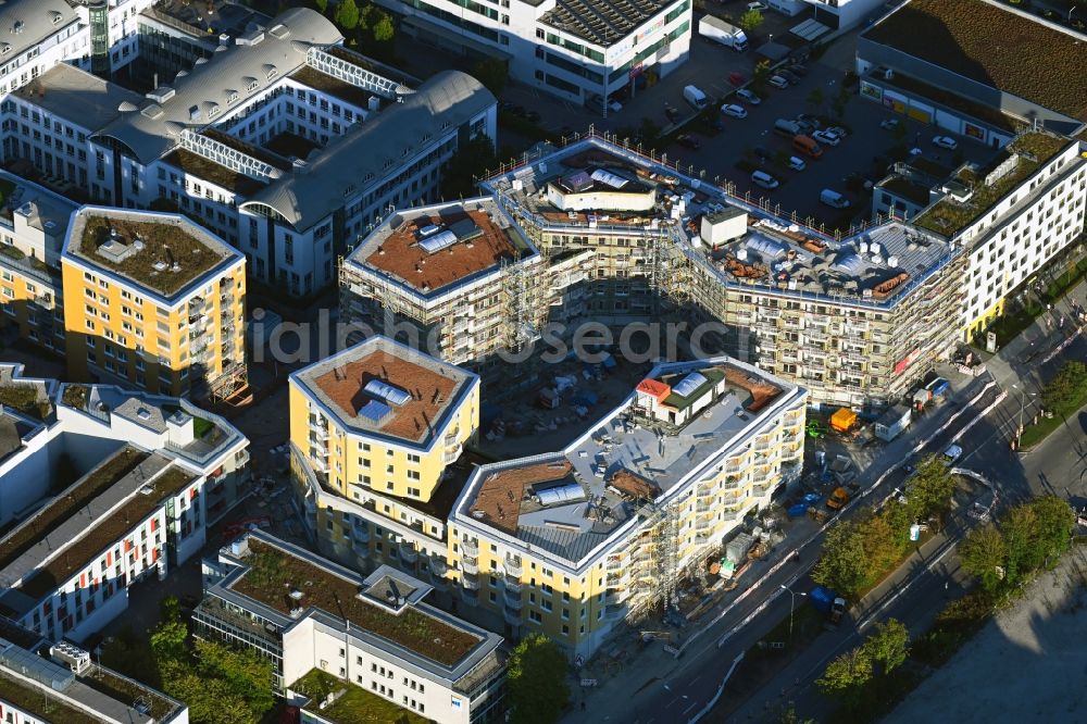 München from above - Construction site to build a new multi-family residential complex Tuebinger Strasse - Hansastrasse in the district Sendling-Westpark in Munich in the state Bavaria, Germany