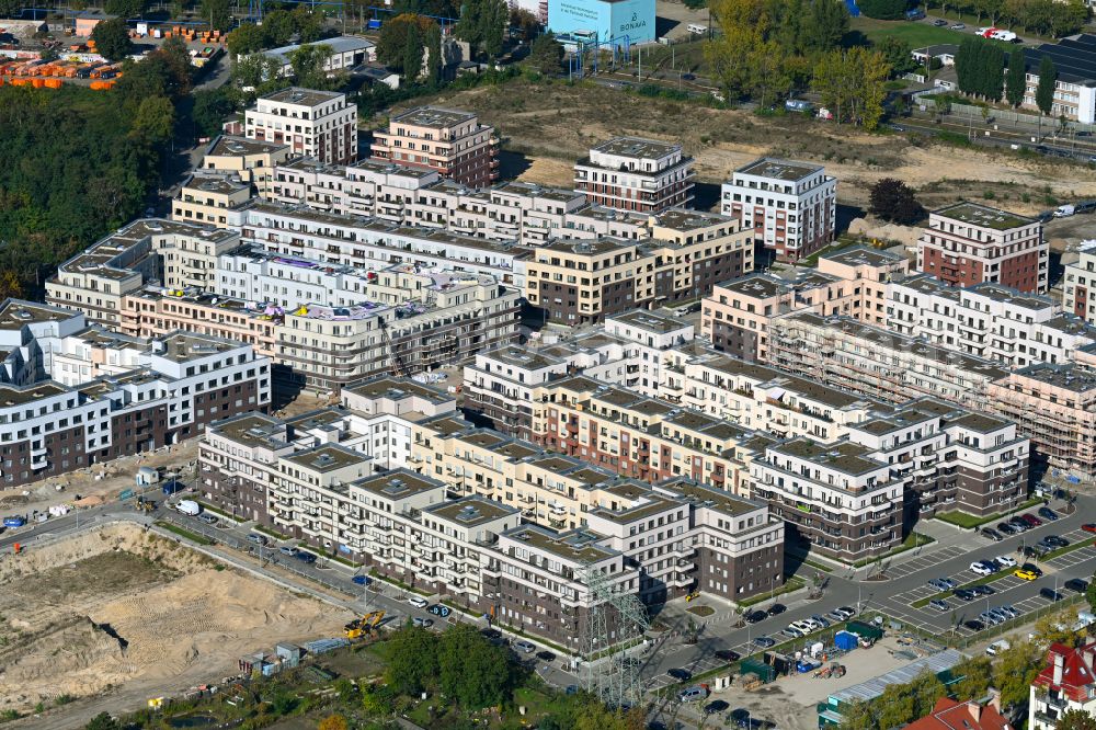 Aerial image Berlin - Construction site to build a new multi-family residential complex Parkstadt Karlshorst between Blockdammweg, Trautenauer Strasse on street Georg-Klingenberg-Strasse in the district Karlshorst in Berlin, Germany