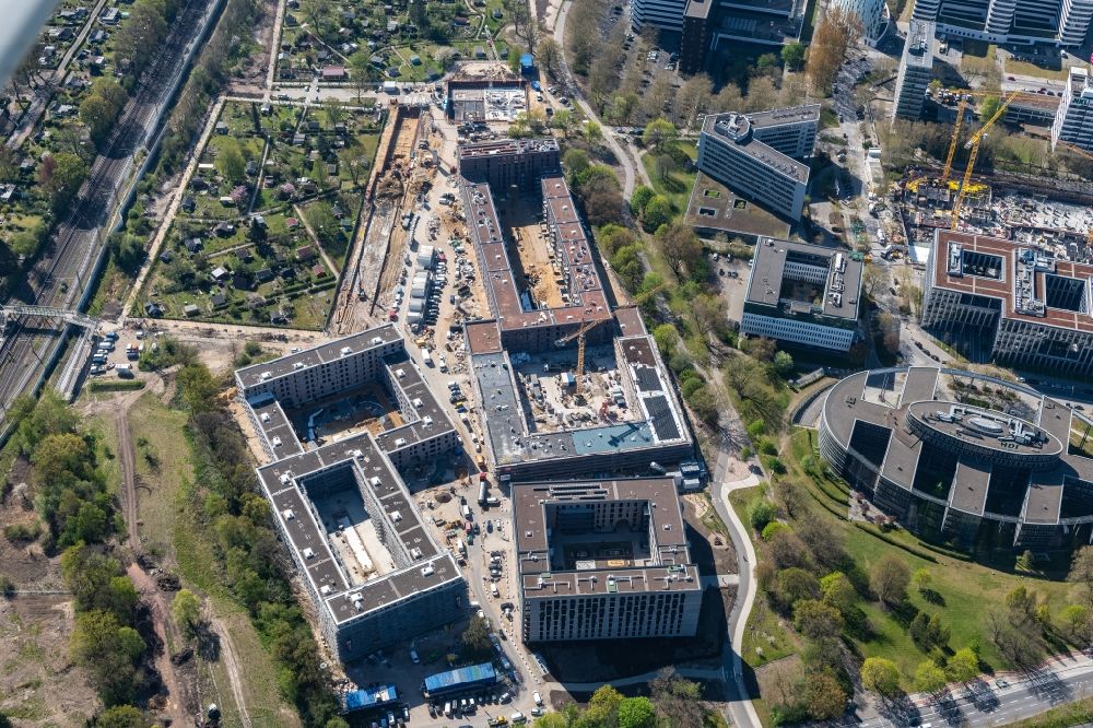 Aerial photograph Hamburg - Construction site to build a new multi-family residential complex Pergolenviertel in the district Winterhude in Hamburg, Germany