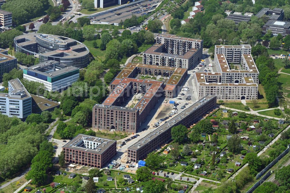 Hamburg from above - Construction site to build a new multi-family residential complex Pergolenviertel on place Loki-Schmidt-Platz in the district Winterhude in Hamburg, Germany