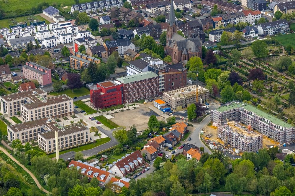 Herne from the bird's eye view: Construction site to build a new multi-family residential complex of the project Widumer Quartier on Widumer Strasse in Herne at Ruhrgebiet in the state North Rhine-Westphalia, Germany