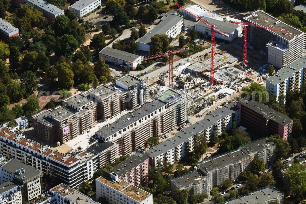Berlin from above - Construction site to build a new multi-family residential complex Quartier Luisenpark on Stallschreiberstrasse - Alexandrinenstrasse in the district Mitte in Berlin, Germany