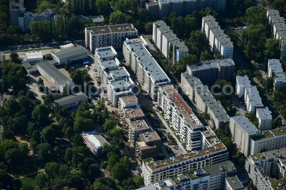 Berlin from the bird's eye view: Construction site to build a new multi-family residential complex Quartier Luisenpark on Stallschreiberstrasse - Alexandrinenstrasse in the district Mitte in Berlin, Germany
