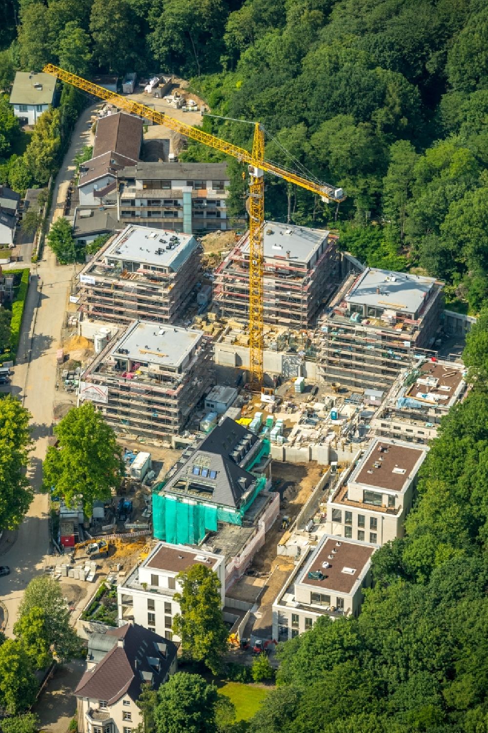 Duisburg from the bird's eye view: Construction site to build a new multi-family residential complex of QUARTIER WILHELMSHOeHE GmbH in the district Duissern in Duisburg in the state North Rhine-Westphalia