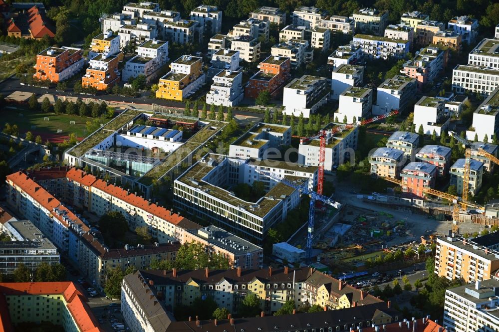 Aerial photograph München - Construction site to build a new multi-family residential complex MK6 - Radlkoferstrasse in the district Sendling in Munich in the state Bavaria, Germany