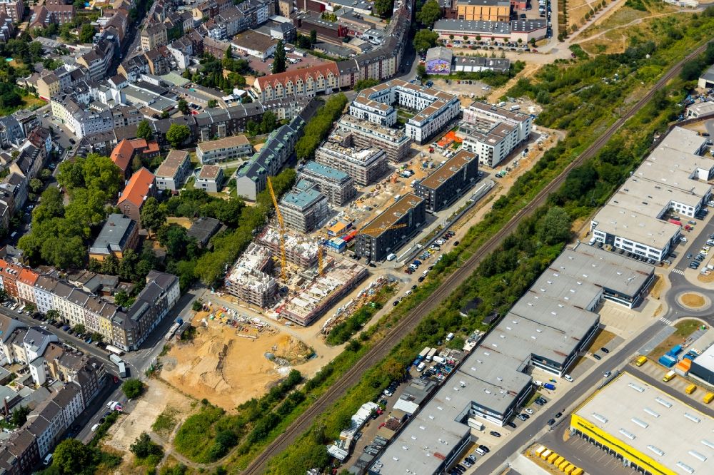 Aerial image Düsseldorf - Construction site to build a new multi-family residential complex Schoeffenhoefe of Vivawest Wohnen GmbH on Mindener Strasse in Duesseldorf in the state North Rhine-Westphalia, Germany