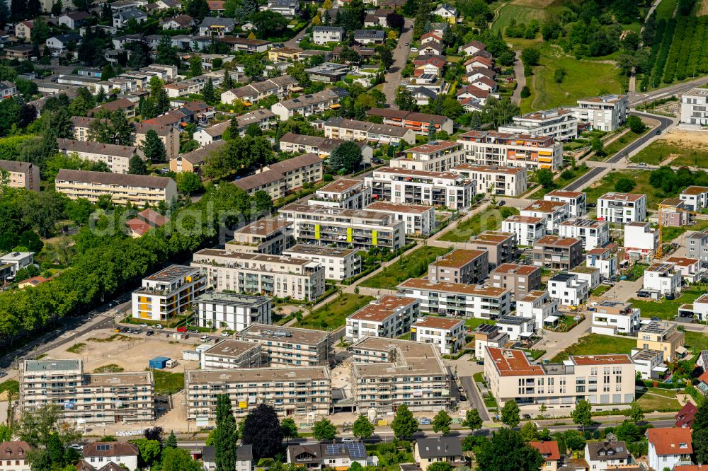 Offenburg from the bird's eye view: Construction site to build a new multi-family residential complex Im Seidenfaden in Offenburg in the state Baden-Wuerttemberg, Germany