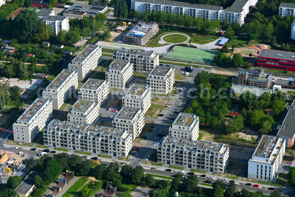 Aerial image Berlin - Construction site to build a new multi-family residential complex Stadtgut on street Alt-Hellersdorf - Havellaender Ring - Eva-Strittmatter-Strasse in the district Hellersdorf in Berlin, Germany