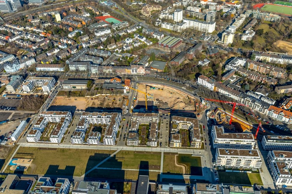 Aerial image Düsseldorf - Construction site to build a new multi-family residential complex in Stadtquartier BelsenPark on Ria-Thiele-Strasse in Duesseldorf in the state North Rhine-Westphalia, Germany