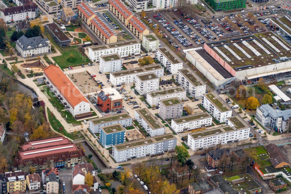 Offenburg from the bird's eye view: Construction site to build a new multi-family residential complex Stadtquartier Am Kesselhaus in Offenburg in the state Baden-Wuerttemberg, Germany